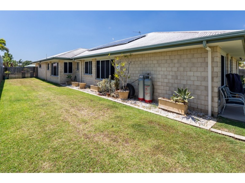 7 Pinehurst Drive, Wondunna QLD 4655