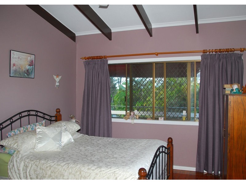 42 Orchid Ave, Urangan QLD 4655