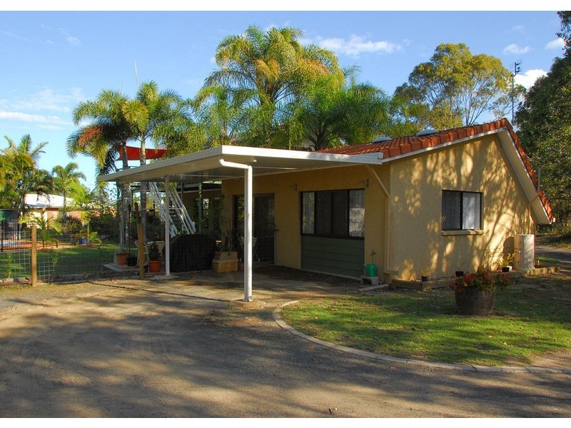 42 Orchid Ave, Urangan QLD 4655