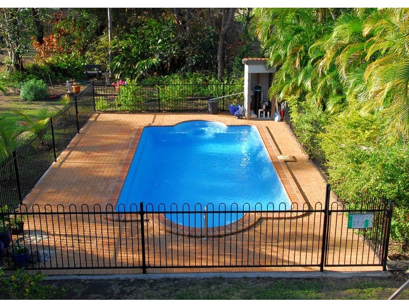 42 Orchid Ave, Urangan QLD 4655