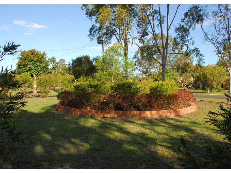 42 Orchid Ave, Urangan QLD 4655