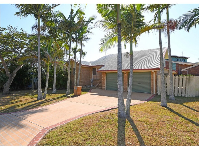 4 Bayview Terrace, Pialba QLD 4655