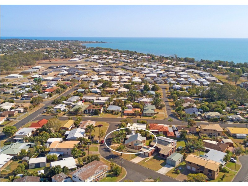 4 Bayview Terrace, Pialba QLD 4655