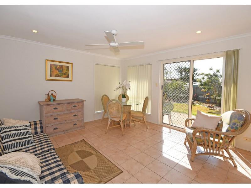 4 Bayview Terrace, Pialba QLD 4655