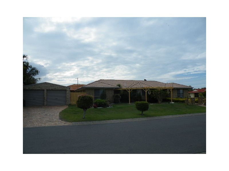 9 Caswell Court, Torquay QLD 4655