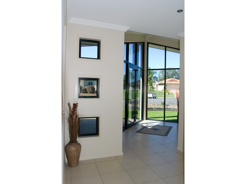 31 Harrison Cct, Urangan QLD 4655