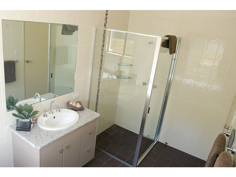 31 Harrison Cct, Urangan QLD 4655
