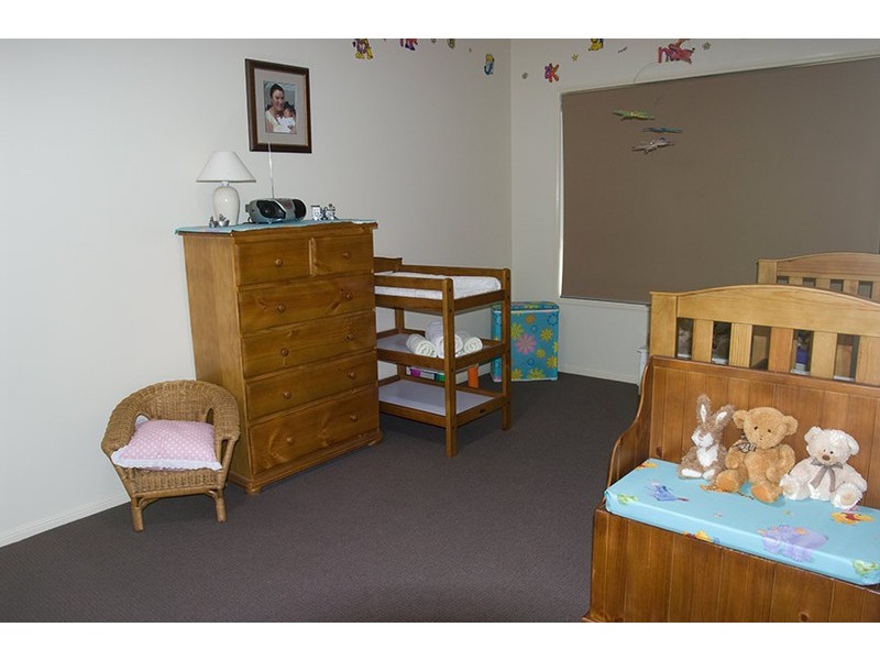 31 Harrison Cct, Urangan QLD 4655