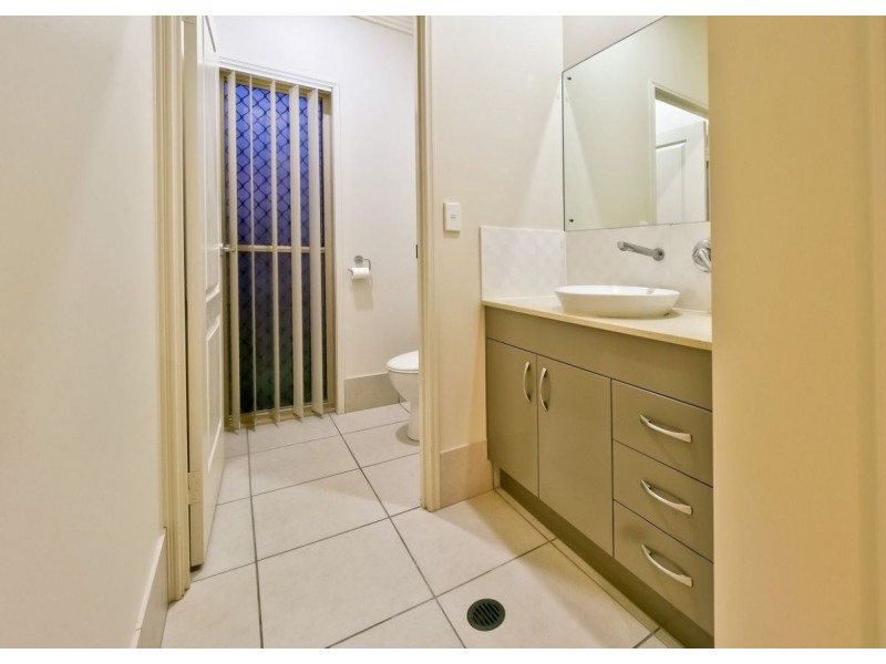 15 Rochester Court, Urraween QLD 4655