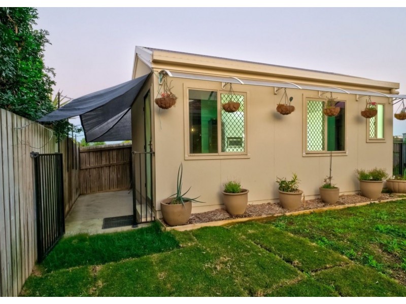 15 Rochester Court, Urraween QLD 4655