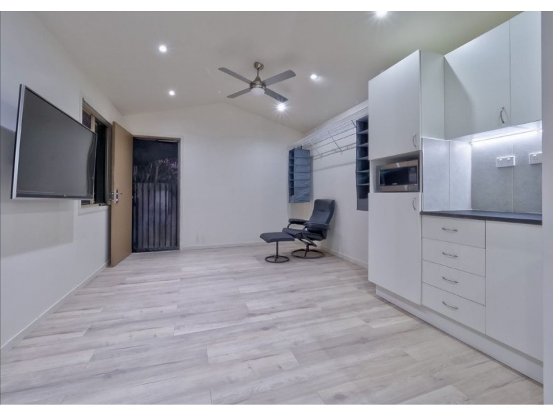 15 Rochester Court, Urraween QLD 4655