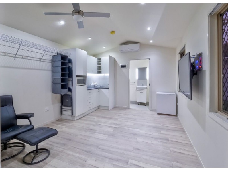15 Rochester Court, Urraween QLD 4655