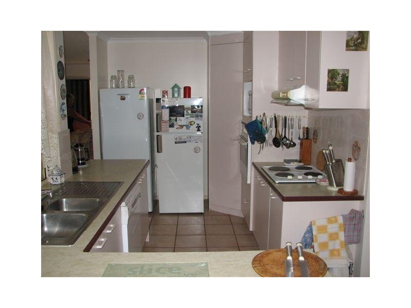 31 Merlin Drive, Urangan QLD 4655