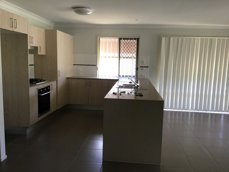 3 Bligh Close, Urraween QLD 4655