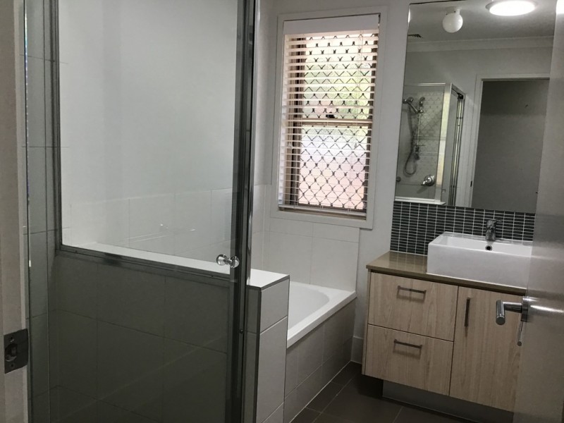 3 Bligh Close, Urraween QLD 4655