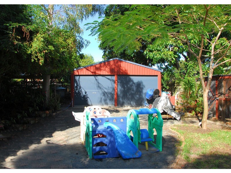 7 Hibiscus Street, Urangan QLD 4655