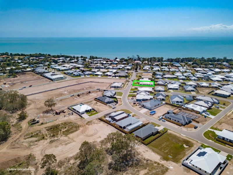 14 Oceanblue Boulevard, Pialba QLD 4655