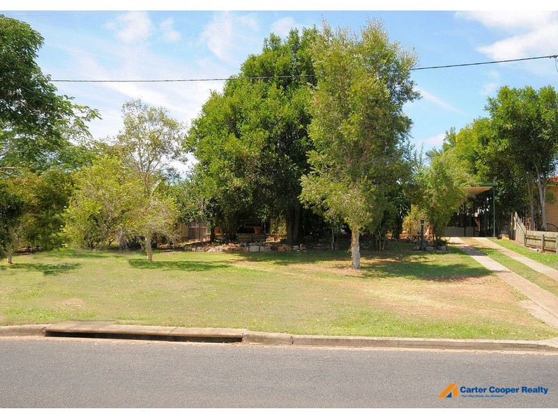 19 Barnstaple Street, Torquay QLD 4655