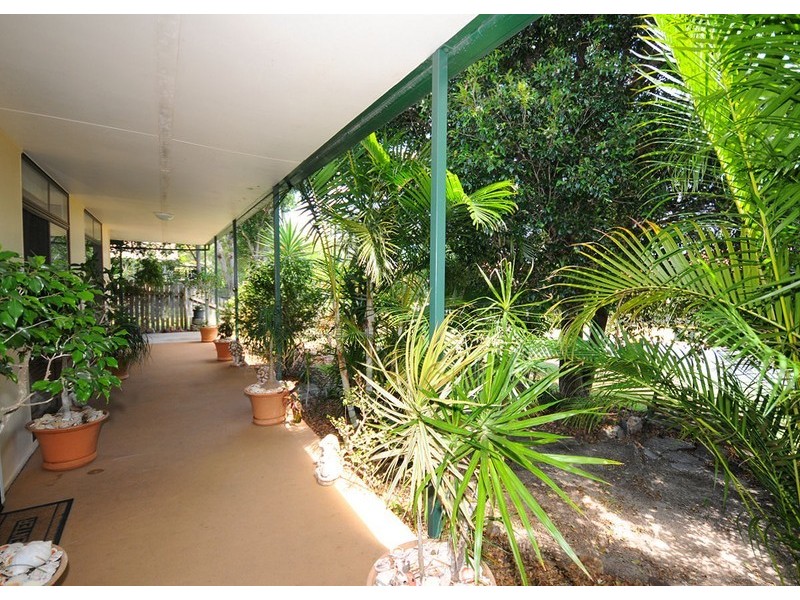 19 Barnstaple Street, Torquay QLD 4655