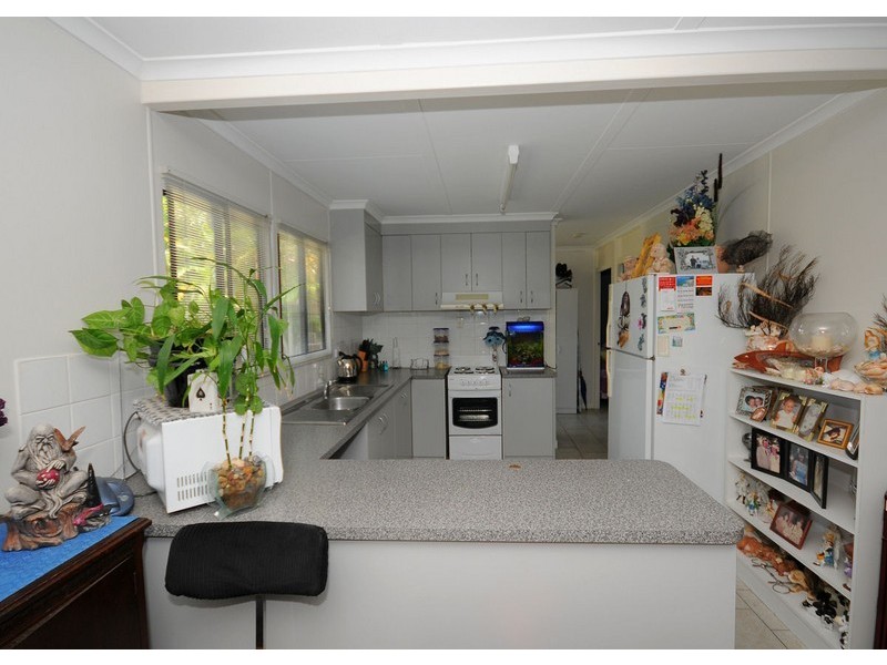 19 Barnstaple Street, Torquay QLD 4655