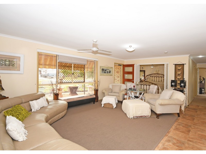 4 Lido Parade, Urangan QLD 4655