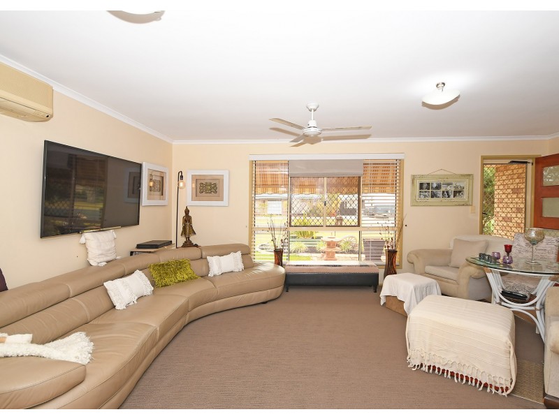 4 Lido Parade, Urangan QLD 4655