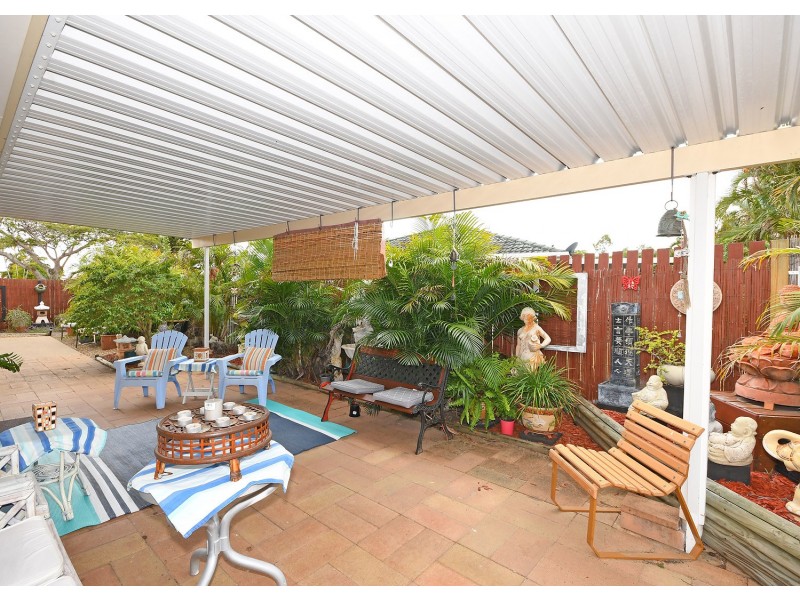 4 Lido Parade, Urangan QLD 4655