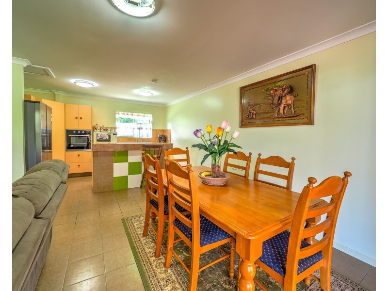 2 Dolphin Avenue, Booral QLD 4655