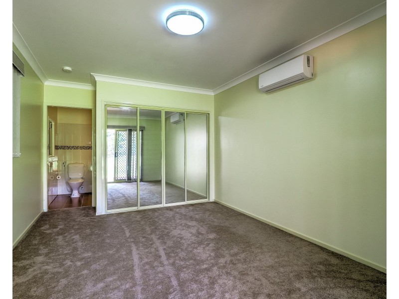 2 Dolphin Avenue, Booral QLD 4655