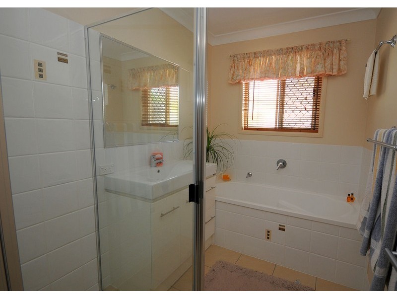 19 Newhaven Street, Pialba QLD 4655