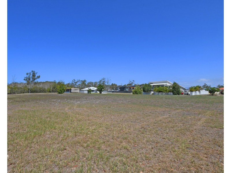 68 Traviston Way, Burrum Heads QLD 4659