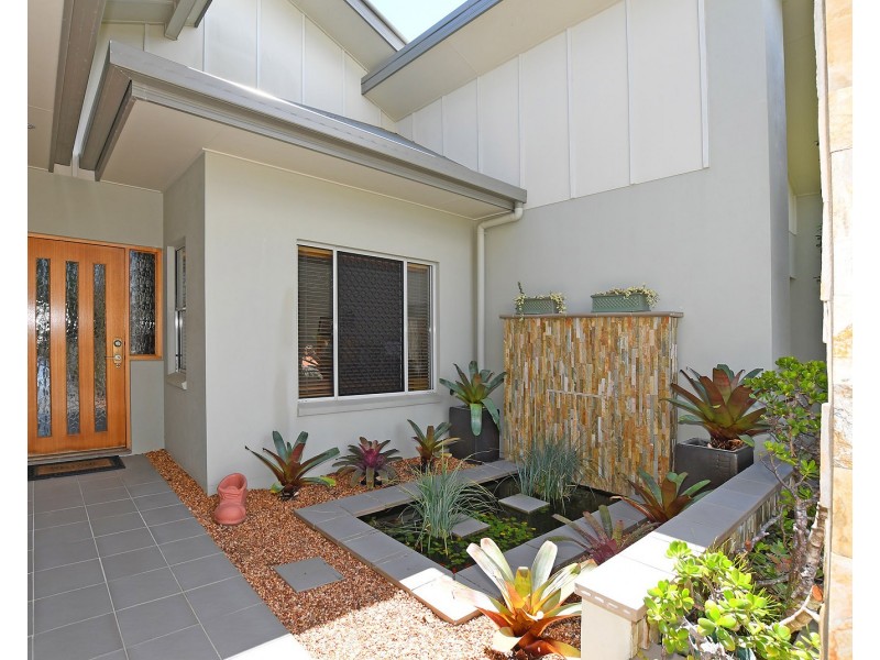 19 Lady Penrhyn Drive, Eli Waters QLD 4655