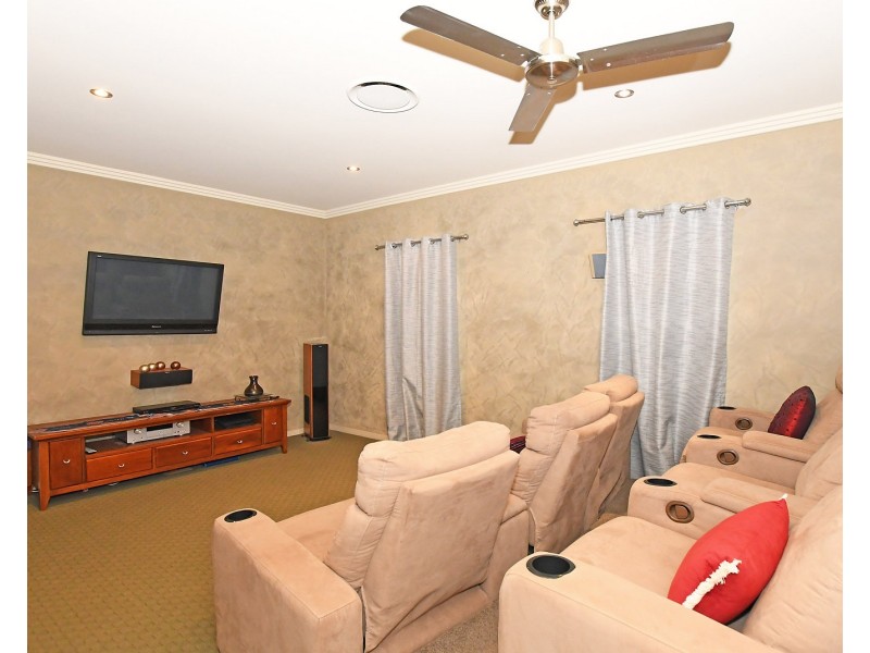 19 Lady Penrhyn Drive, Eli Waters QLD 4655
