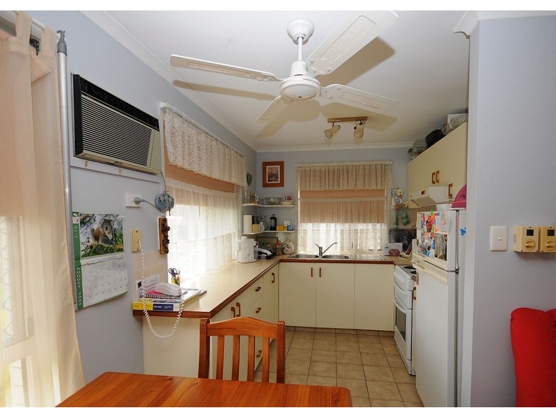 1/9 Wedge Street, Urraween QLD 4655