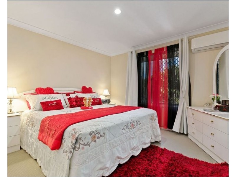 1/14 Fulmar Court, Burrum Heads QLD 4659