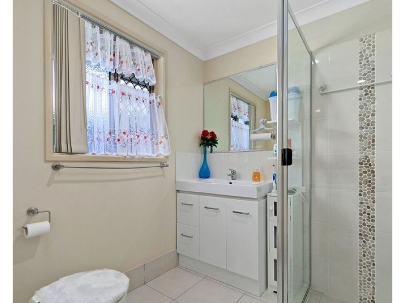 2/14 Fulmar Court, Burrum Heads QLD 4659