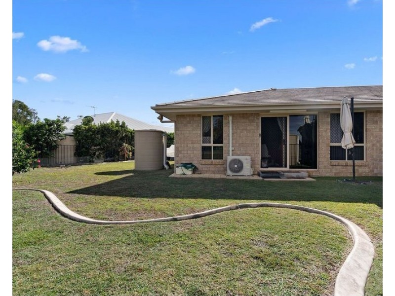 2/14 Fulmar Court, Burrum Heads QLD 4659
