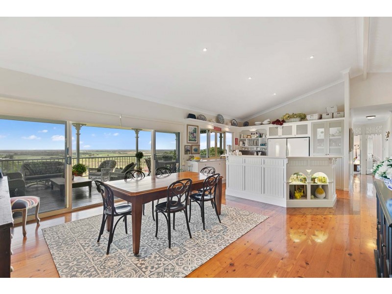28 Regency Avenue, Urraween QLD 4655