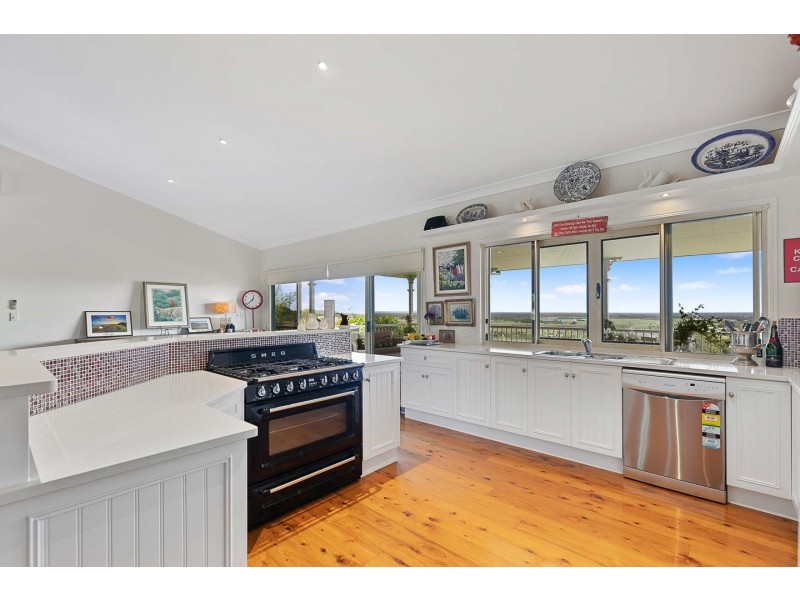 28 Regency Avenue, Urraween QLD 4655