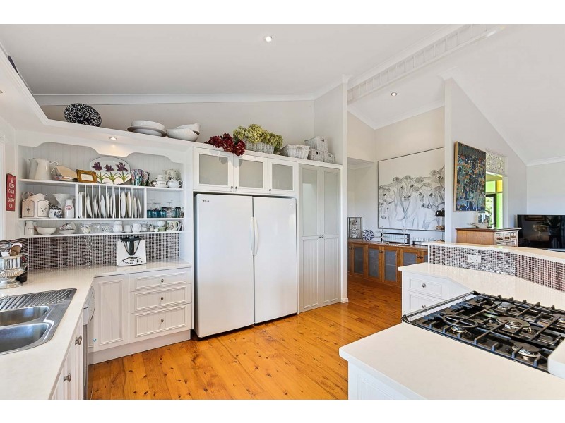 28 Regency Avenue, Urraween QLD 4655