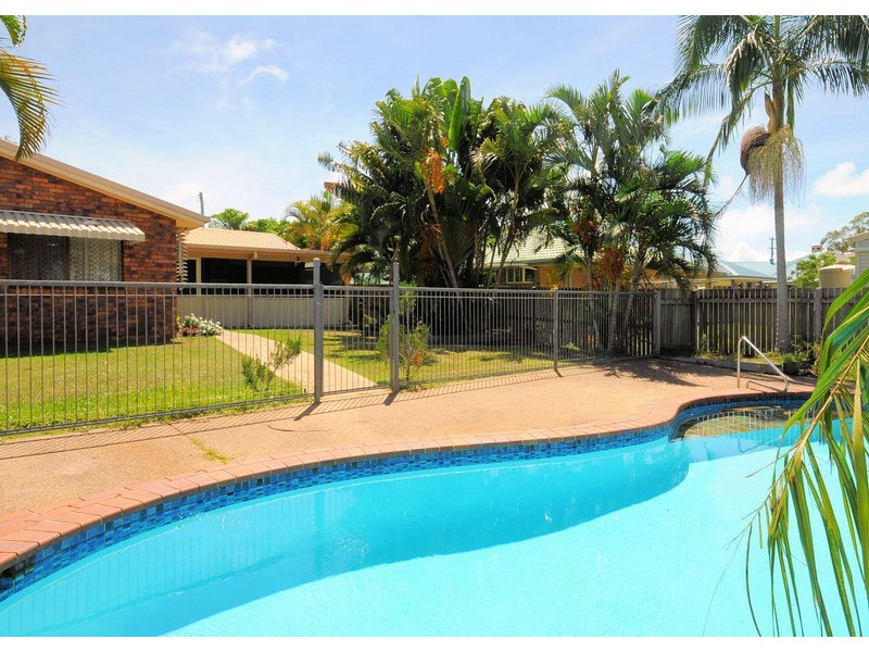 33 Helsham Street, Hervey Bay QLD 4655