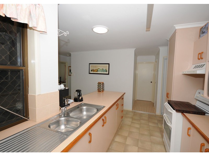 33 Helsham Street, Hervey Bay QLD 4655