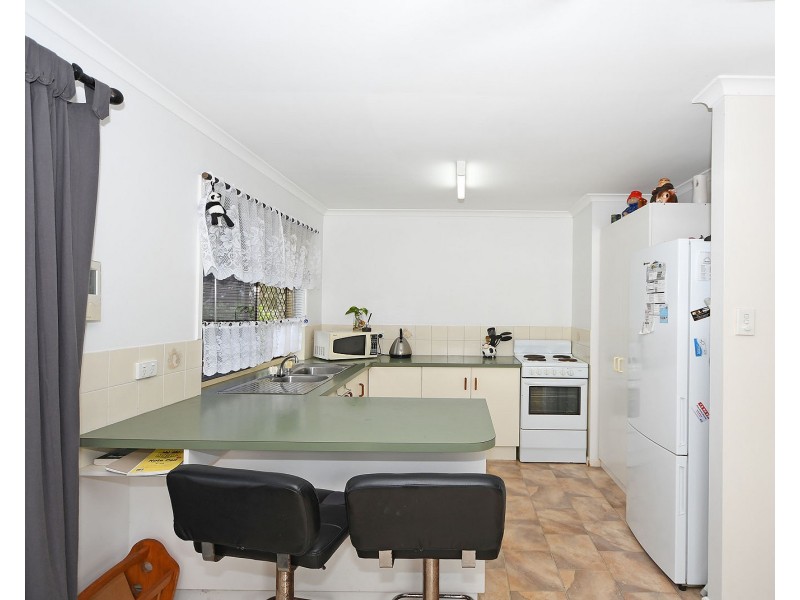 8 Bunker Avenue, Urraween QLD 4655