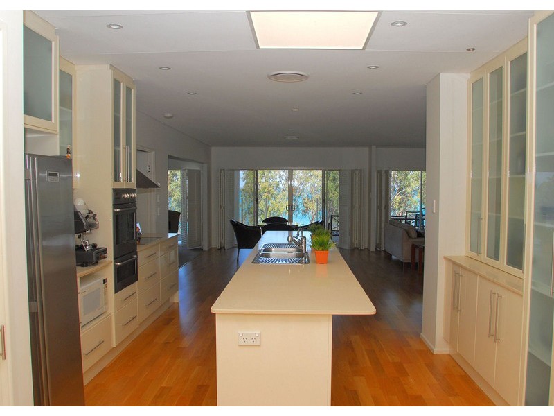 .140 Esplanade, Hervey Bay QLD 4655