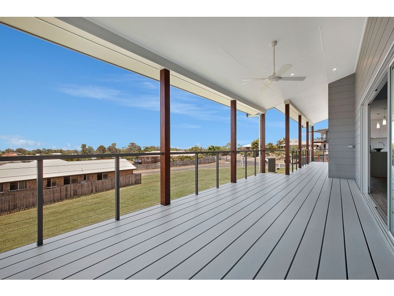 33 Baird Drive, Pialba QLD 4655
