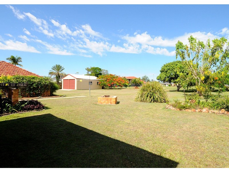 110 Esplanade, Point Vernon QLD 4655