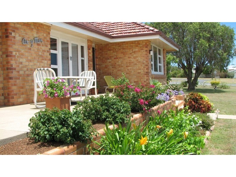 110 Esplanade, Point Vernon QLD 4655