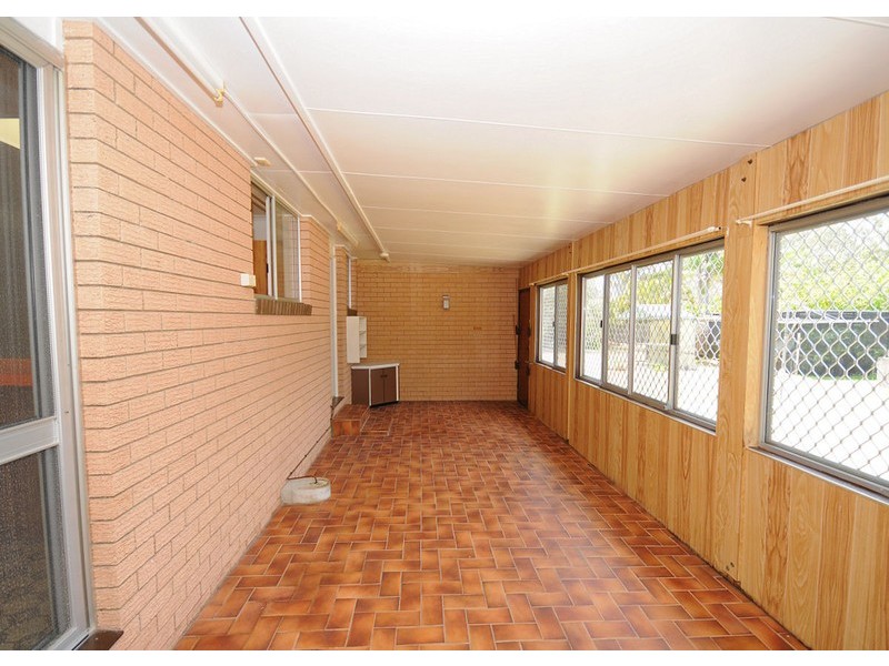 11 Southerden Street, Torquay QLD 4655