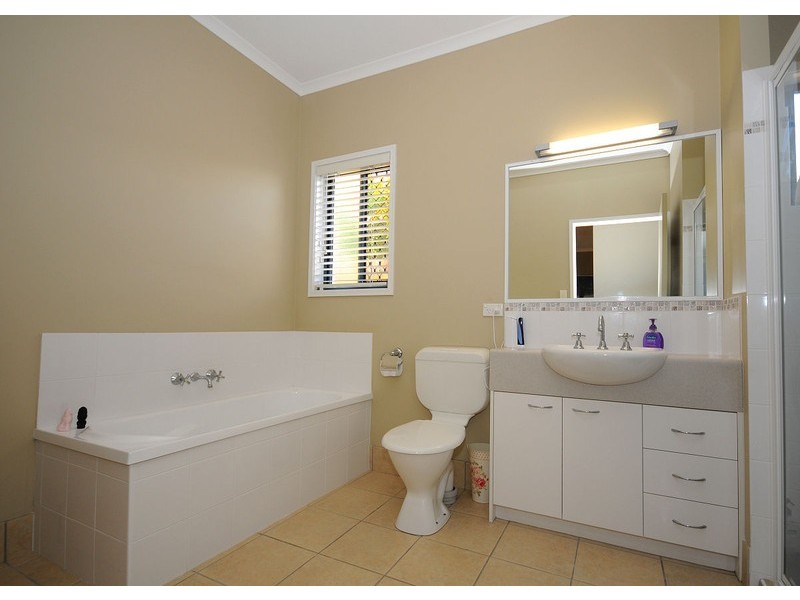 Unit 22  34 Elizabeth Street, Urangan QLD 4655