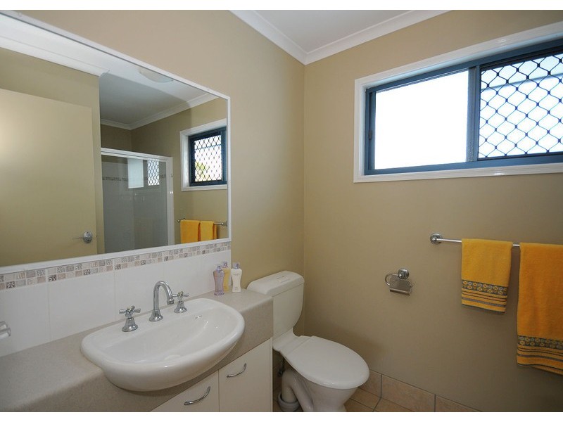 Unit 22  34 Elizabeth Street, Urangan QLD 4655